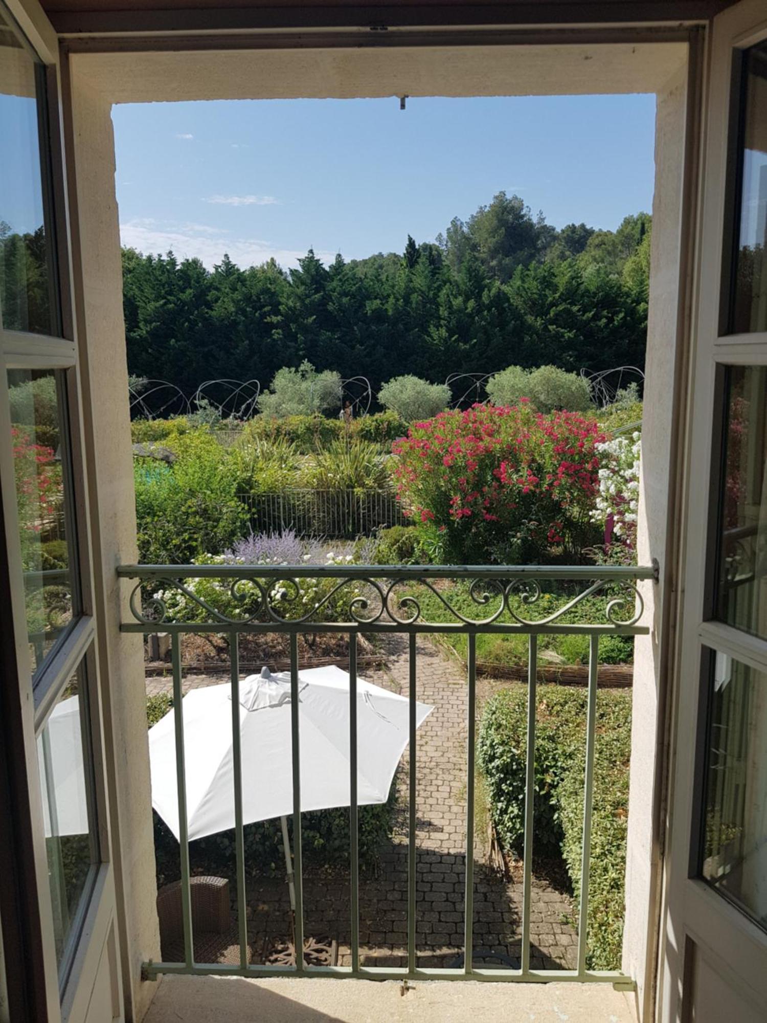 Mas des Figues La Ferme de Philippe #Ecotourism #Agrotourism #Ruraltourism #Countryhouselodge #zeropesticide #conversionbio #OrganicVegetarianBrunch Saint-Rémy-de-Provence Exterior foto
